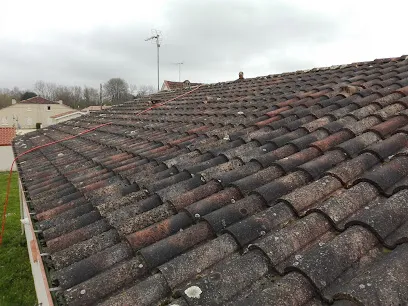 Image de A+ Renov Eco Artisan Couvreur-Charpentier-Zinguerie Démoussage Toiture Villeneuve-sur-Lot,Sainte-Livrade-sur-Lot 47.