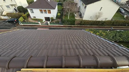 Image de ADH TOITURE ROUEN: Artisan couvreur 76 réparation toiture remplacement tuiles fuite toiture rénovation couverture