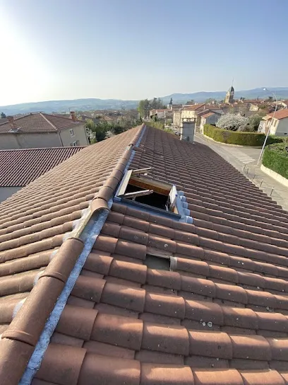 Image de ALL TOITURES - CHARPENTE COUVERTURE ZINGUERIE RHÔNE ALPES