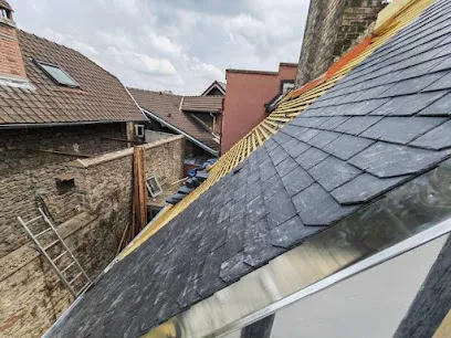 Image de ARM COUVERTURE Nettoyage de toiture ravalement de façade