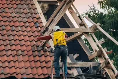 Image de Artisan Couvreur Deauville - SOS Fuite Toit - Démoussage Toiture - Nettoyage - Rénovation Toiture