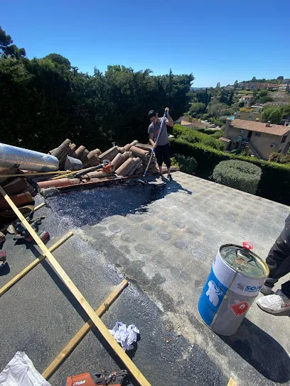 Image de Artisan Etude Couvreur Charpentier Pere et Fils