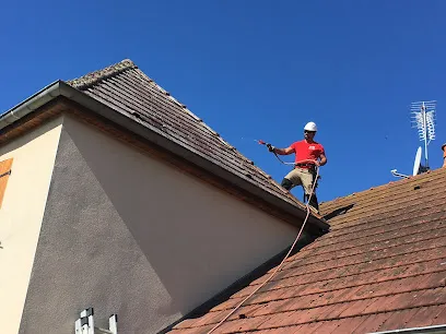 Image de ARTISAN REY Charpentier Couvreur Neuf et rénovations à Berre-l'Étang - Réparation Fuites Toiture Couverture Bouches-du-Rhône