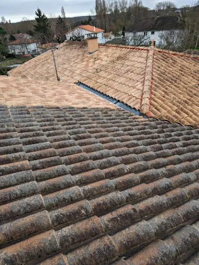 Image de BJ Couvreur - Angoulême Charente Fuite Dépannage Toiture