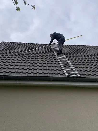 Image de Cancy services Nevers nievre nettoyage demoussage réparation toiture couverture