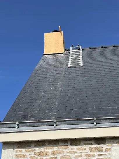 Image de CAPELLO Youri : Couverture toiture en Charente Maritime. Peinture, service de nettoyage