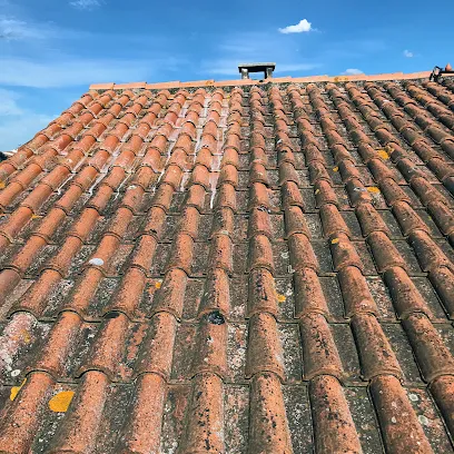 Image de Couvreur-34 William Couverture Étanchéité peinture façades nettoyage toiture nettoyage façades