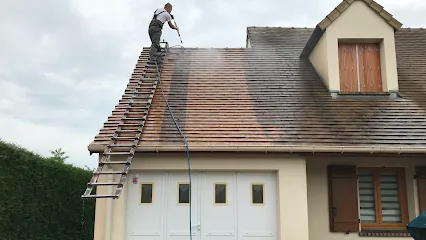 Image de Couvreur 91 SAS Bischoff couverture isolation gouttière nettoyage toiture urgence intervention fuite toiture