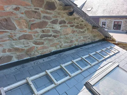 Image de Couvreur Charpentier Sanary-Sur-Mer Concept Couverture