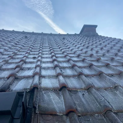 Image de Couvreur glaudy j intervention d’urgence fuite toiture tuiles ardoise bac acier cheminée toiture maçonnerie sur denain