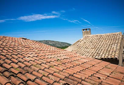 Image de Couvreur Les Pennes-Mirabeau - Entreprise ZL TOITURE - Démoussage, nettoyage, peinture, réparation entretien de toiture