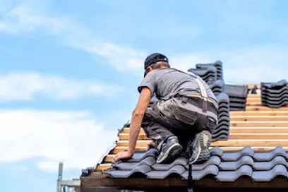 Image de Couvreur Murat Couverture - Démoussage Toiture et Réparation Fuites