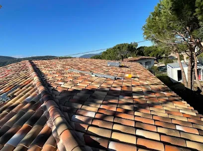 Image de Couvreur Saint-Maximin-la-Sainte-Baume Pose Toiture Velux Charpente