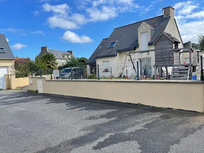 Image de Couvreur VM-Rénovation | Réparation, Nettoyage, Dépannage, Fuites Toiture et Peinture à Dinan, Plancoët, Dinard, St-Malo