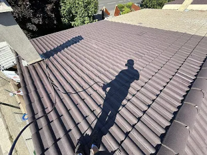 Image de Couvreur Yvelines | Waren Adnot - Artisan couvreur à Montigny-le-Bretonneux