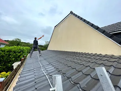 Image de DF TOITURE Couverture-peinture-hydrofuge