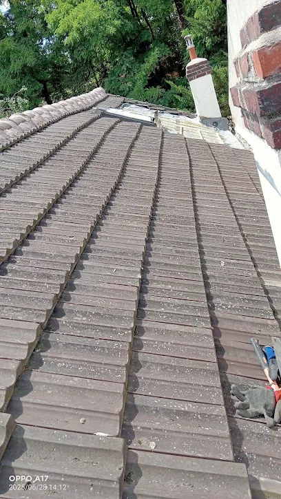 Image de Entreprise de couverture GH Couverture Charpente | Couvreur Rueil Malmaison | Couvreur 92