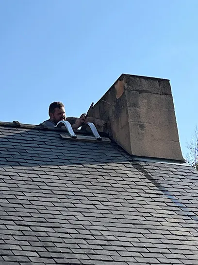 Image de Ets Dufresne Artisan Couvreur nettoyage Ravalement démoussage traitement toiture façade 44 Loire-Atlantique St-Nazaire