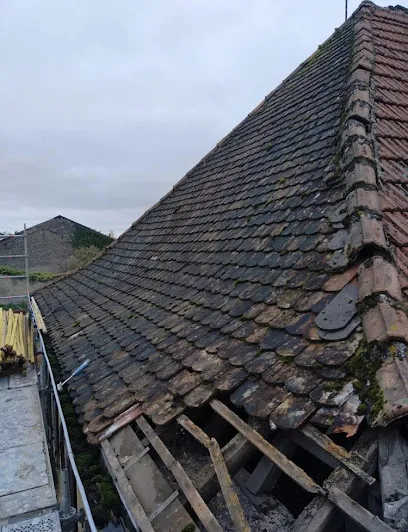 Image de Ets Ghecham Couvreur Évron Mayenne : démoussage étanchéité toiture, charpentier, façade, maçonnerie