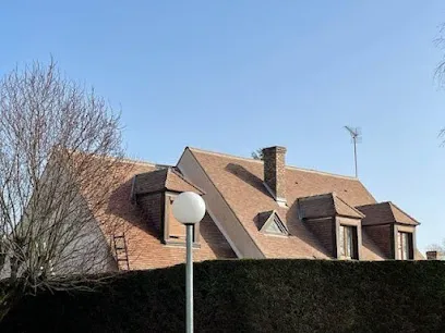 Image de Ets Noblot, Couvreur Nemours - Charpentier - Ravalement - Peinture sur bâtiment agricole