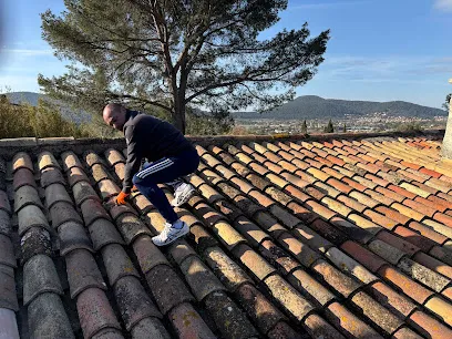Image de Gary Gauthier - Couvreur 83 , Artisan Couvreur Zingueur , Nettoyage Toiture et Façade