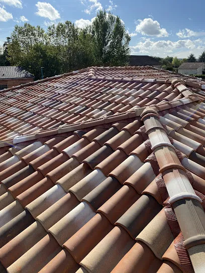 Image de HABITAT TOITURE - Couvreur - Nettoyage et démoussage de toiture