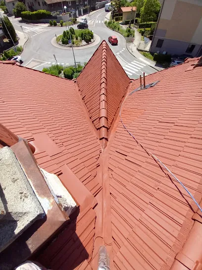 Image de Keller Rénov toiture Albi 81 couvreur Tarn démoussage occitanie