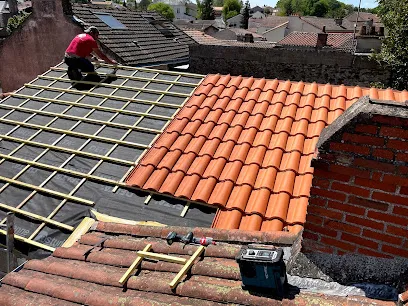 Image de L M Couverture - Couvreur Zingueur Nantes Réparation Nettoyage Étanchéité toiture fuite Gouttières 44 Loire-Atlantique