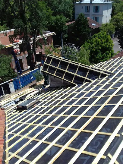 Image de Les compagnons BF92 Couvreur Zingueur Isolation Charpente Fuite intervention rapide