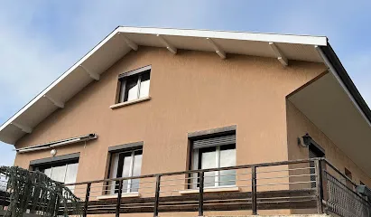 Image de Mareine Rénov - Couvreur Démoussage lambris PVC Ravalement De Façade - Saône-et-Loire Jura Ain