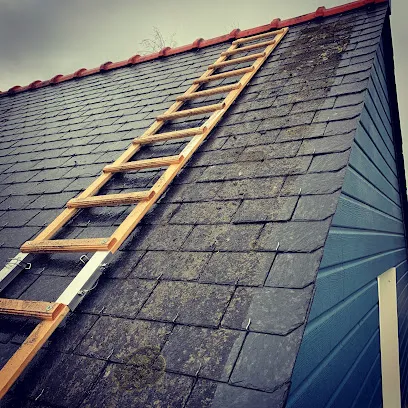 Image de MT BATIMENT LAVAL (53) - Traitement, nettoyage et peinture de façade, toiture et terrasse