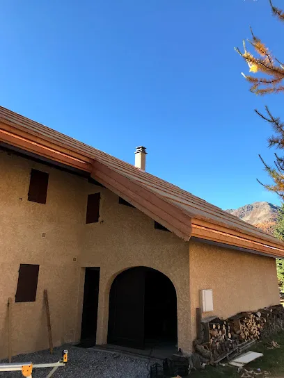 Image de Philip Christophe - Charpentier Couvreur 05 | Réparation Rénovation Fuites Toiture Charpente Velux Hautes-Alpes Val-des-Prés