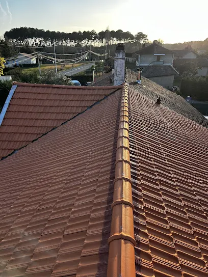 Image de Pk Couverture : couvreur, charpentier, zingueur , menuisier, dépannage d’urgence 24h24