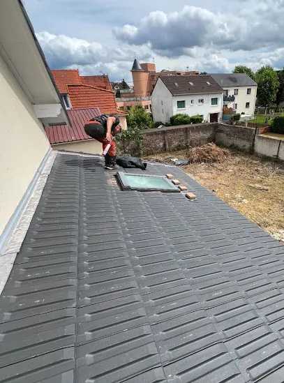 Image de Renov Pro 47 - Couvreur Lot-et-Garonne Villeneuve-sur-Lot - Réparation Nettoyage Dépannage Fuites Toiture Couverture