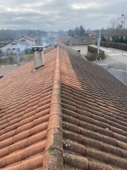 Image de Rénovation Muller - Nettoyage Démoussage et Traitement de Toiture et Façade à Louhans