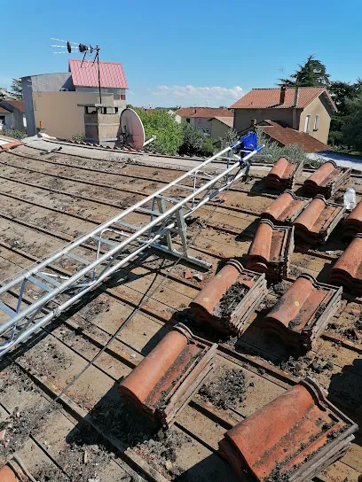 Image de RIVIERA LUC