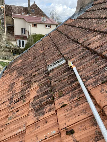 Image de RRP Rénovation: Artisan peintre Nettoyage Toiture Façade - Peinture Int / Ext Boiserie Maçonnerie 39 Jura Dole Choisey Tavaux