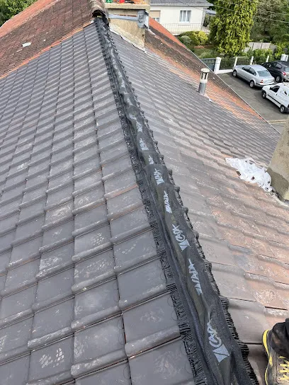 Image de Sarthe Toiture - Couvreur, charpente, couverture, isolation, zinguerie