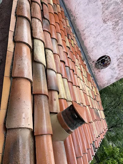 Image de SINOQUET RÉNOVATION - TOITURE - COUVREUR - FUMISTERIE - RAMONAGE