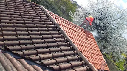 Image de SOS Couverture 16 Merpins: Artisan couvreur Cognac Merpins St-Brice ... Réparation Nettoyage Rénovation Bâchage Toiture