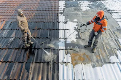 Image de Toiture Couverture Couvreur 31 - Depannage Fuite de Toit - Demoussage - Entretien Toiture