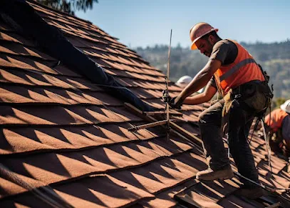 Image de Toitures Sud-Ouest : Couvreur Jurançon : Réparation Fuite Toit, Démoussage, Pose Gouttière