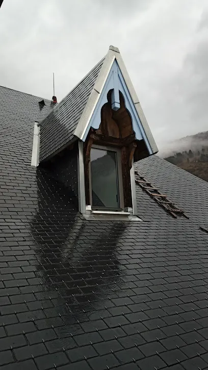 Image de VERNIER Toitures - Spécialistes de la Charpente et de la Couverture depuis 1936