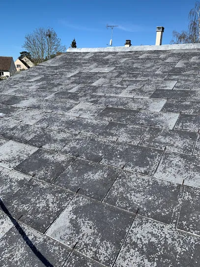 Image de Vito - Le compagnon Parisien - Couvreur Dammartin-en-Goële Othis - Ramoneur Seine-et-Marne 77